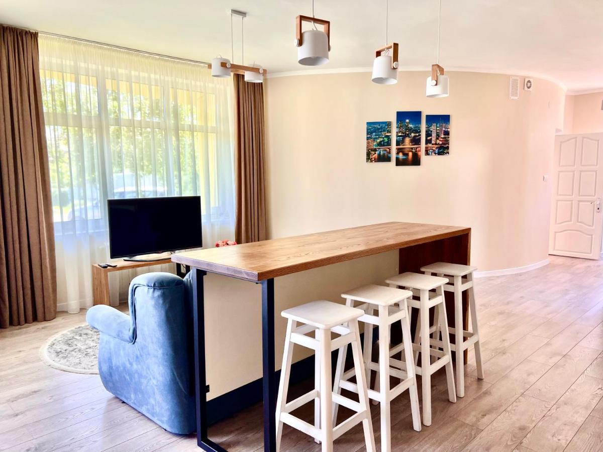 Appartement Авіа à Oujhorod Extérieur photo