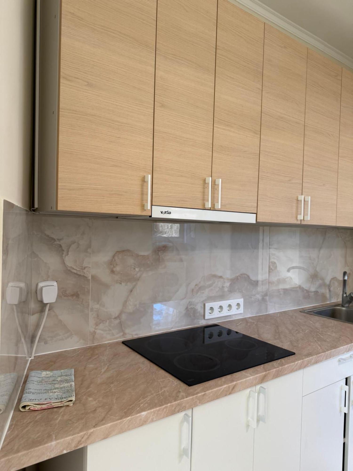 Appartement Авіа à Oujhorod Extérieur photo