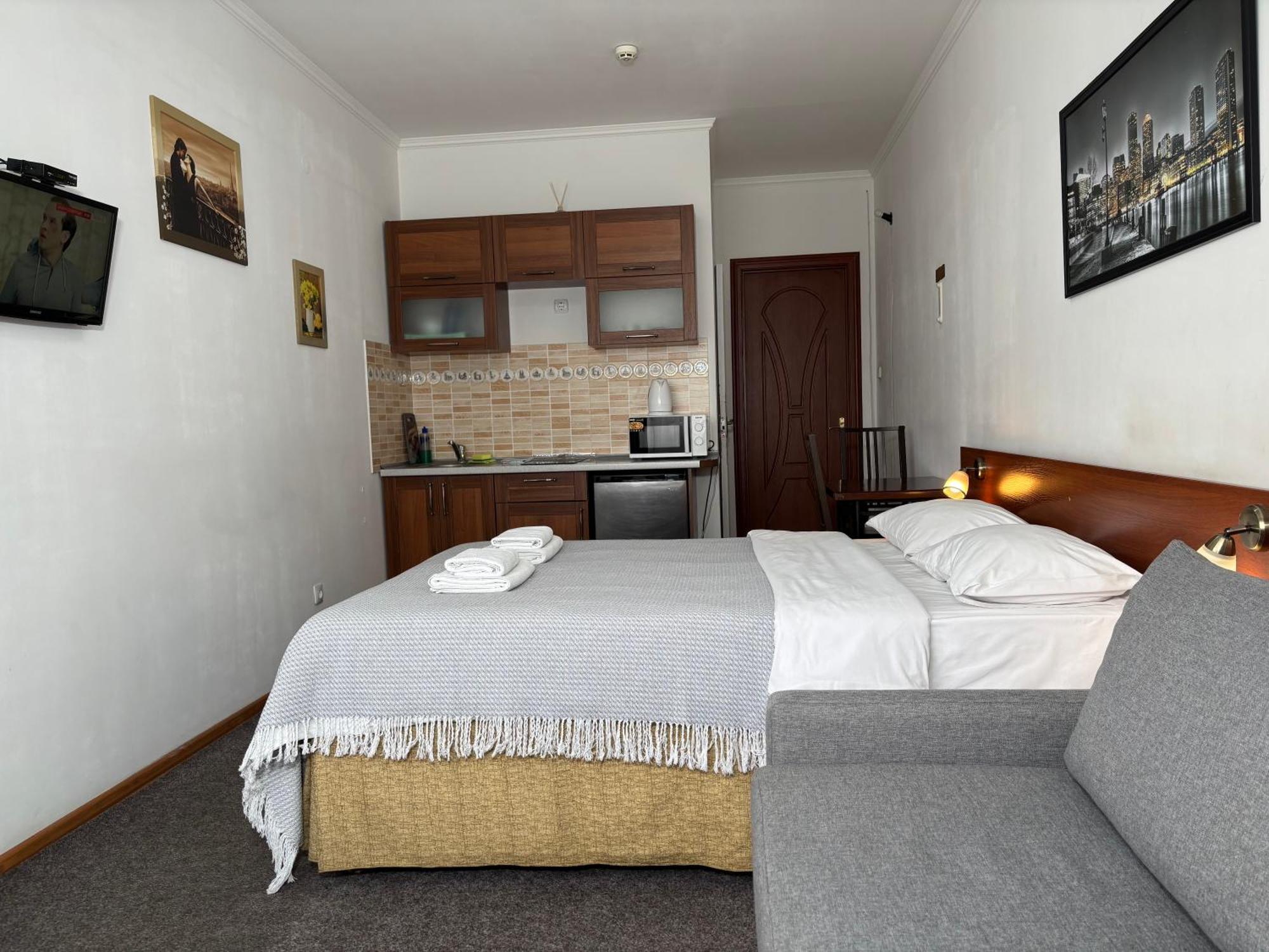 Appartement Авіа à Oujhorod Extérieur photo