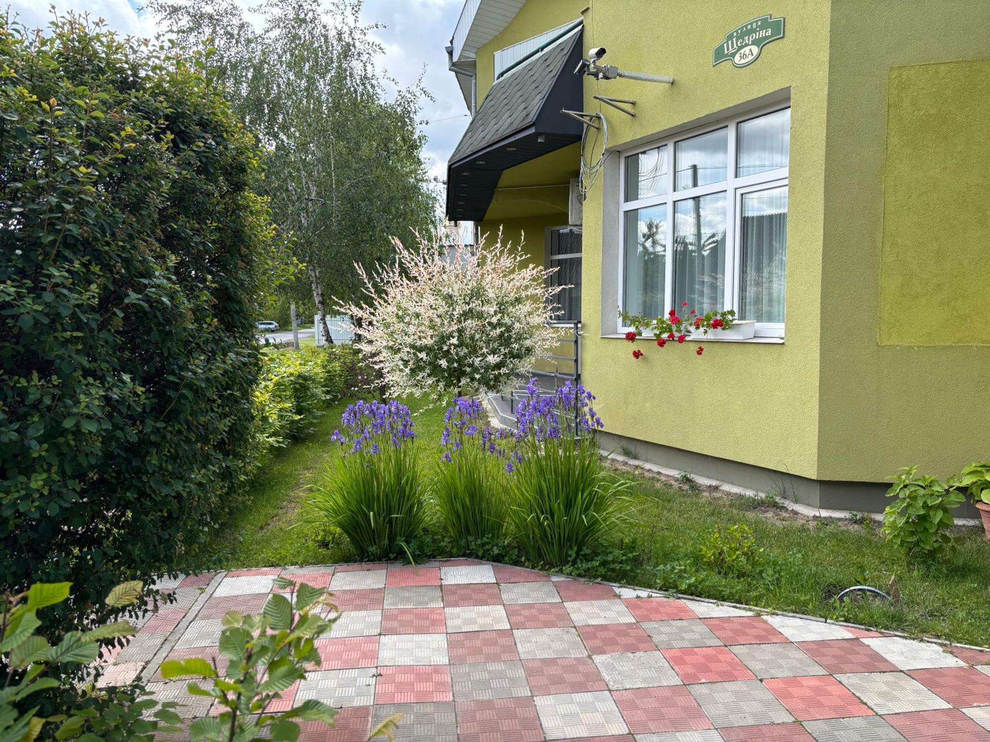 Appartement Авіа à Oujhorod Extérieur photo